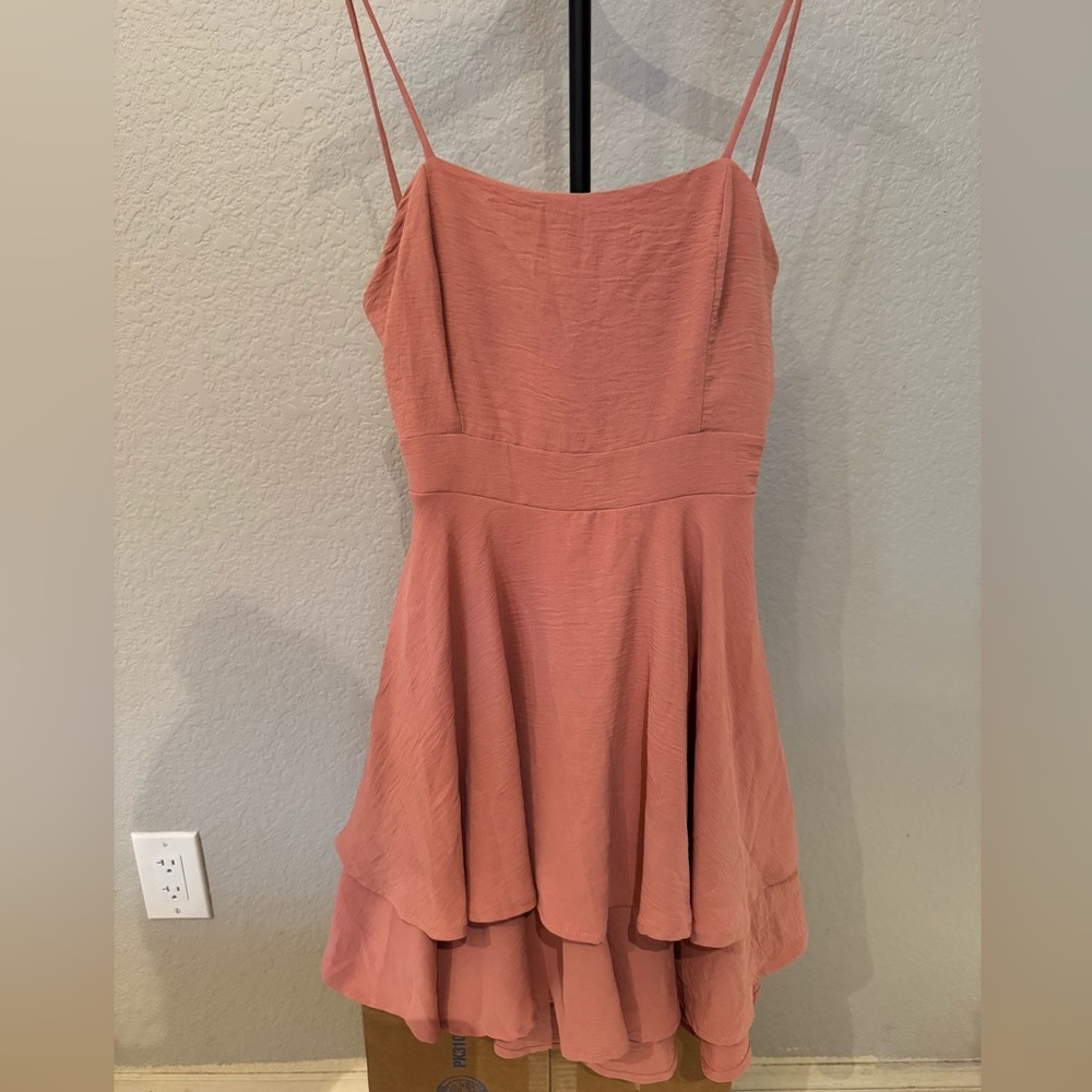 Elegant Pink Sleeveless Dress